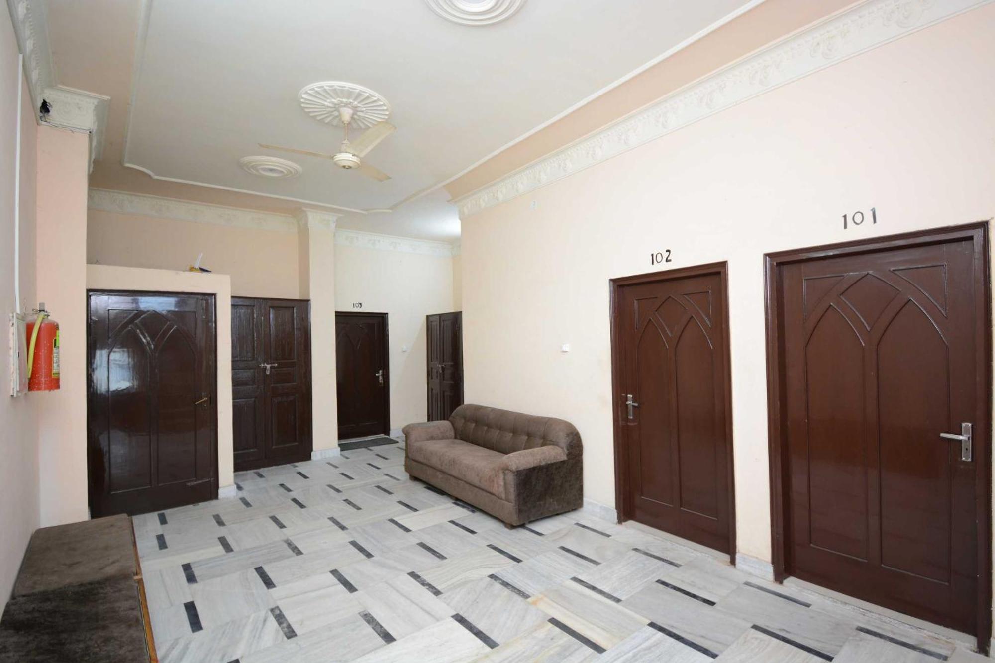 Hotel Asia Palace Pathankot Ngoại thất bức ảnh