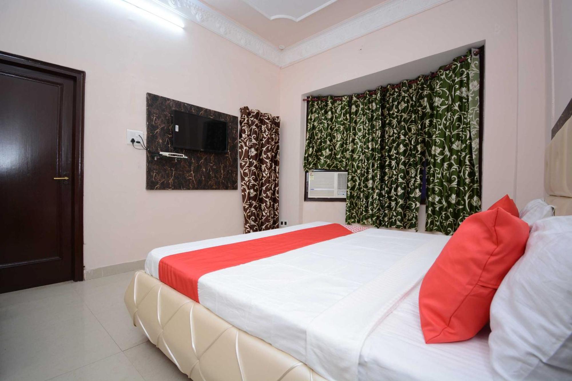 Hotel Asia Palace Pathankot Ngoại thất bức ảnh